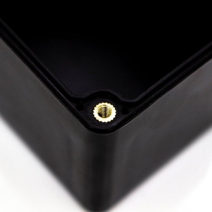 Plastron Cases ABS Plastic Enclosure EN SPE 10 3 1 BK 10109 EN SPE 10 3 1 BK Black Sealed ABS Plastic Enclosure Gold Screw Thread