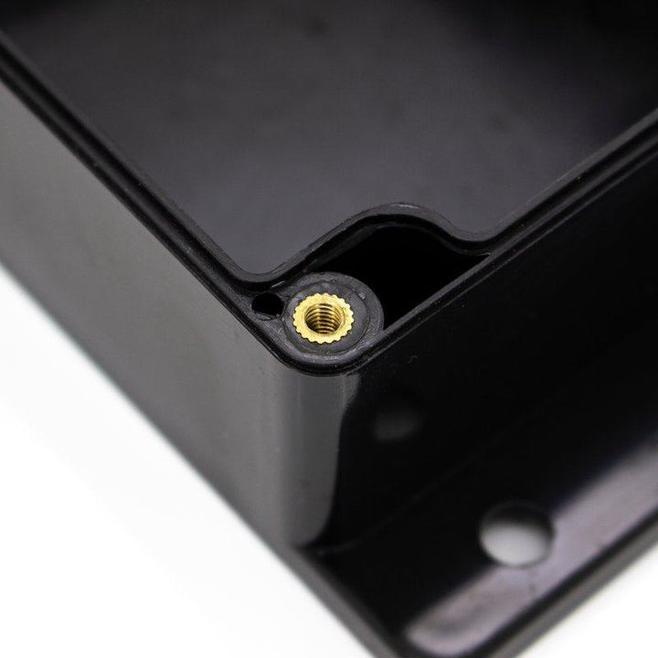 Plastron Cases ABS Plastic Enclosure EN SPE 10 30 1 BK EN SPE 10 30 1 BK Black Sealed ABS Plastic Enclosure Gold Screw Thread